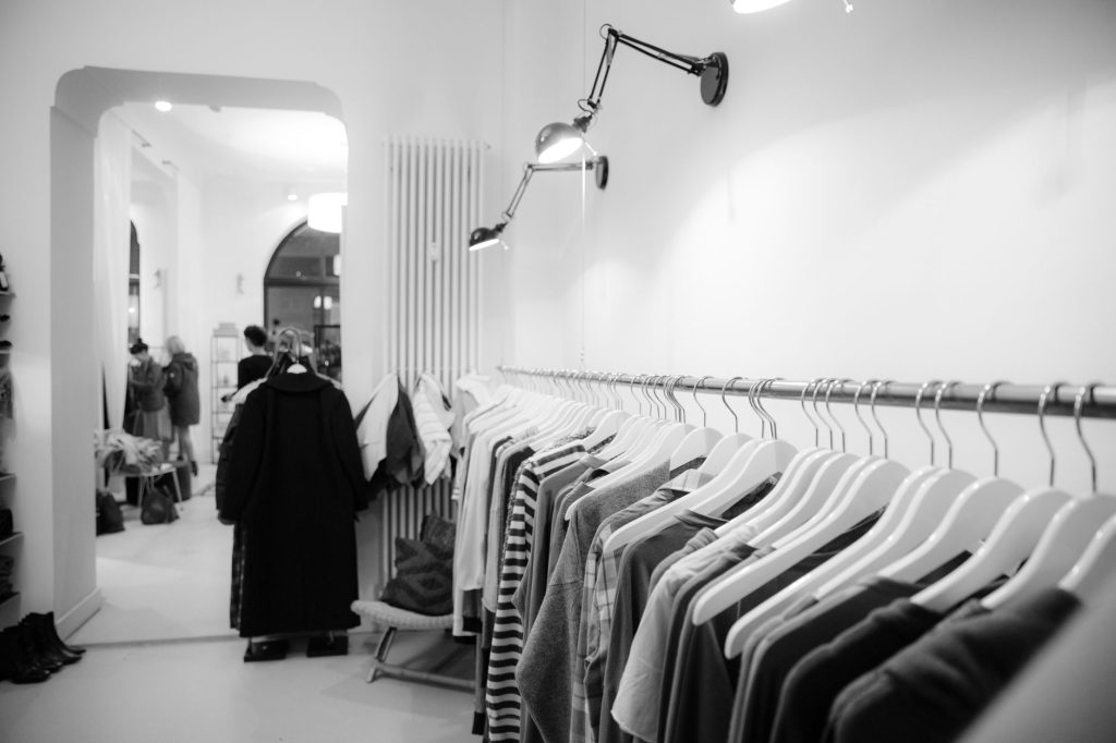 Como acumular saldo para roupas grátis apenas abrindo o app da SHEIN todo dia